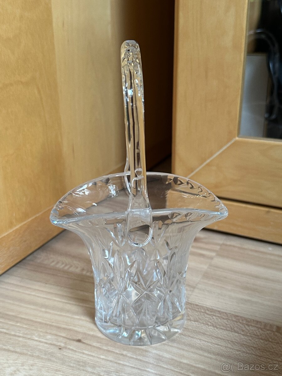 Skleněný košík - 3