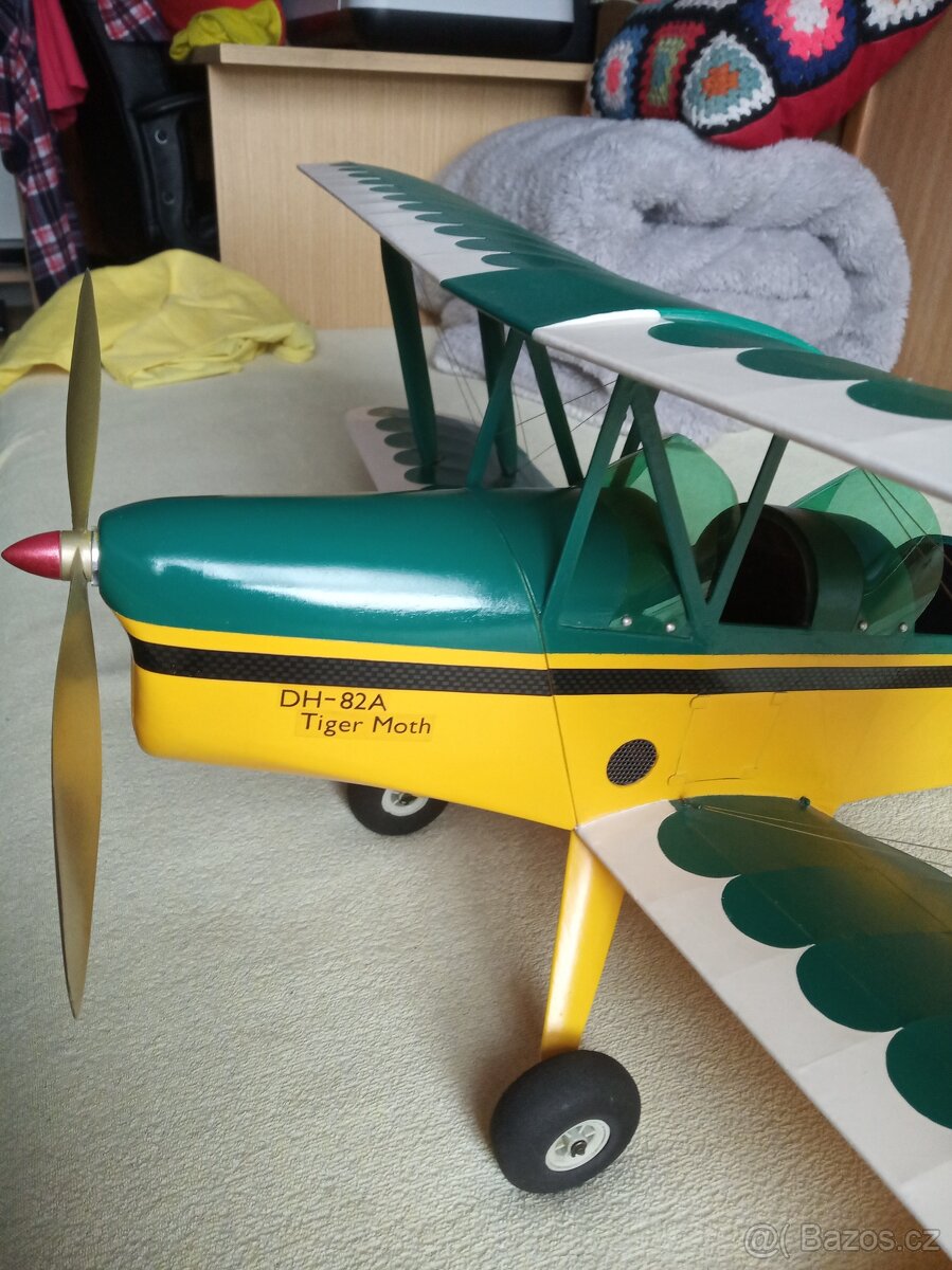 RC model Tiger-Moth - 3