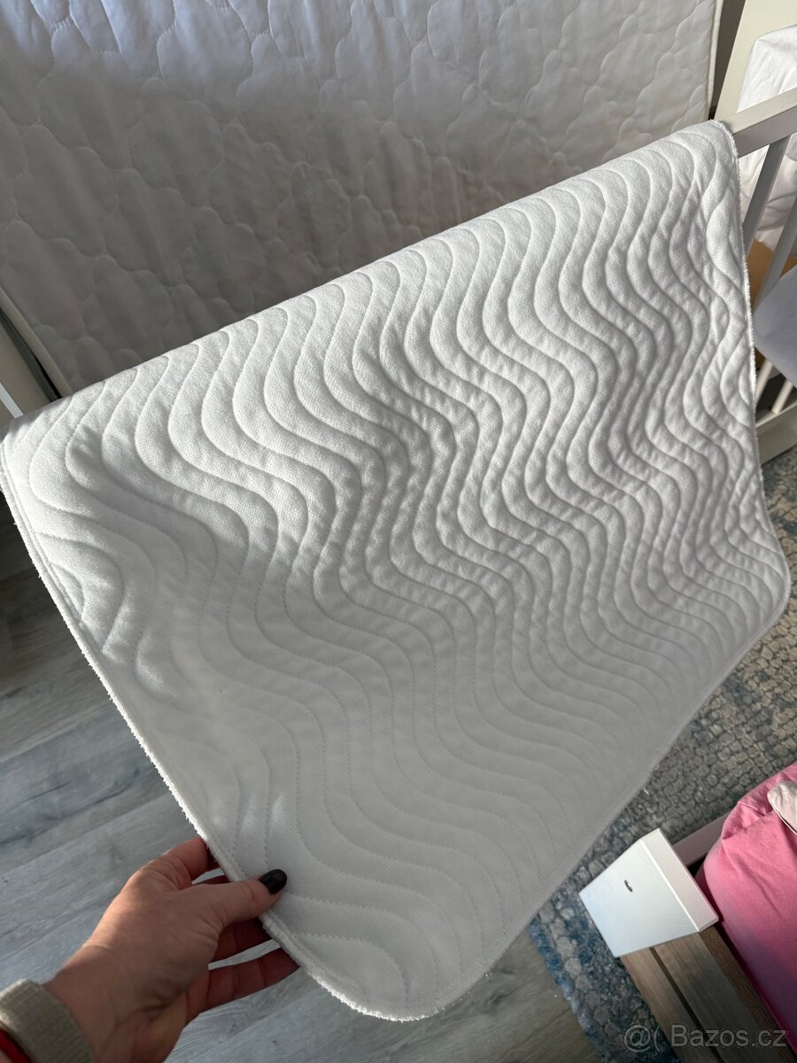 Postýlka se šuplíkem - 3