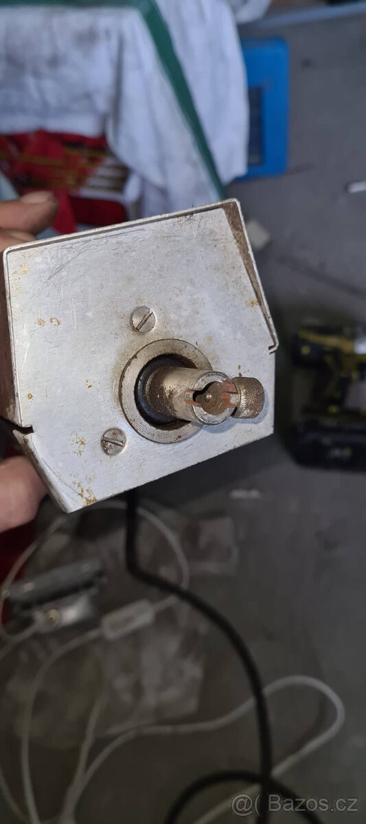 pohon ke grilu silný kvalitní na 220v - 3