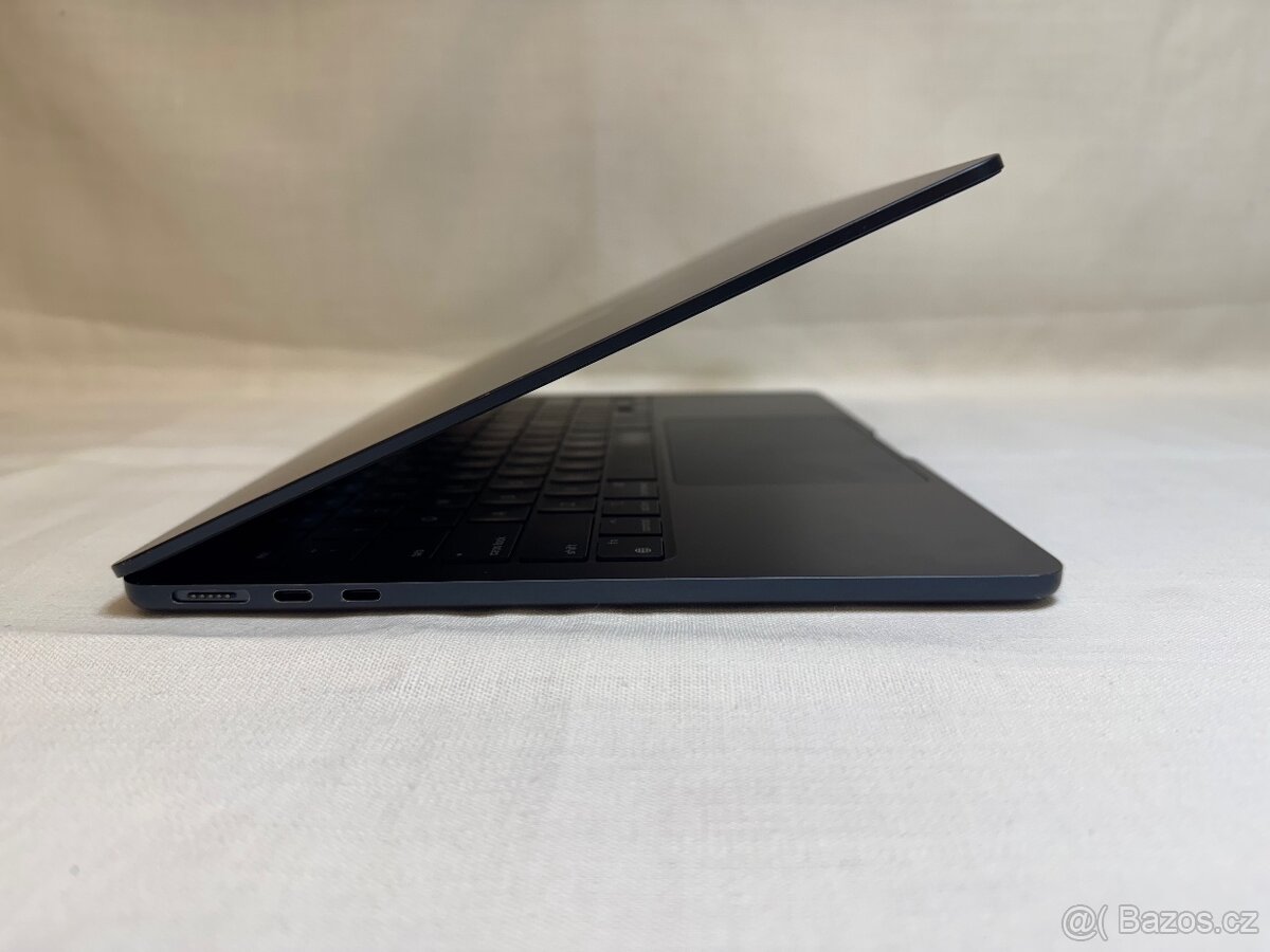 CTO 13 Apple MacBook Air M2 8/10jádro modrý SSD 1Tb / 16Gb - 3