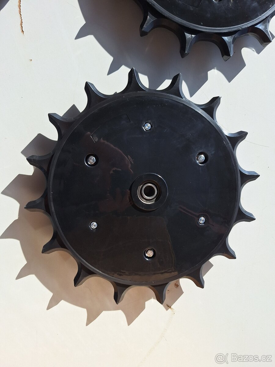 Pritlační kolečka na secí stroj na kukuřici - 3