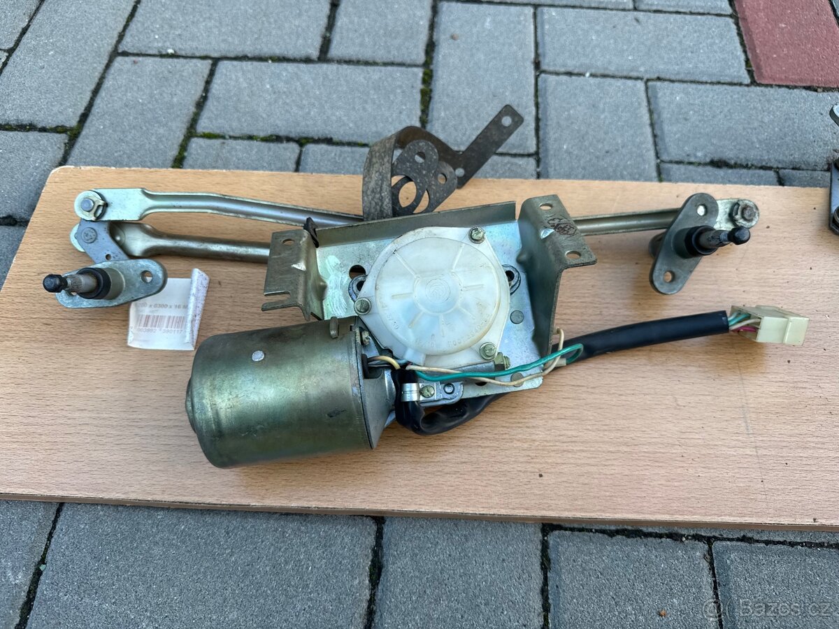 Volha Gaz 24, nové originál táhla motor stěračů, komplet - 3