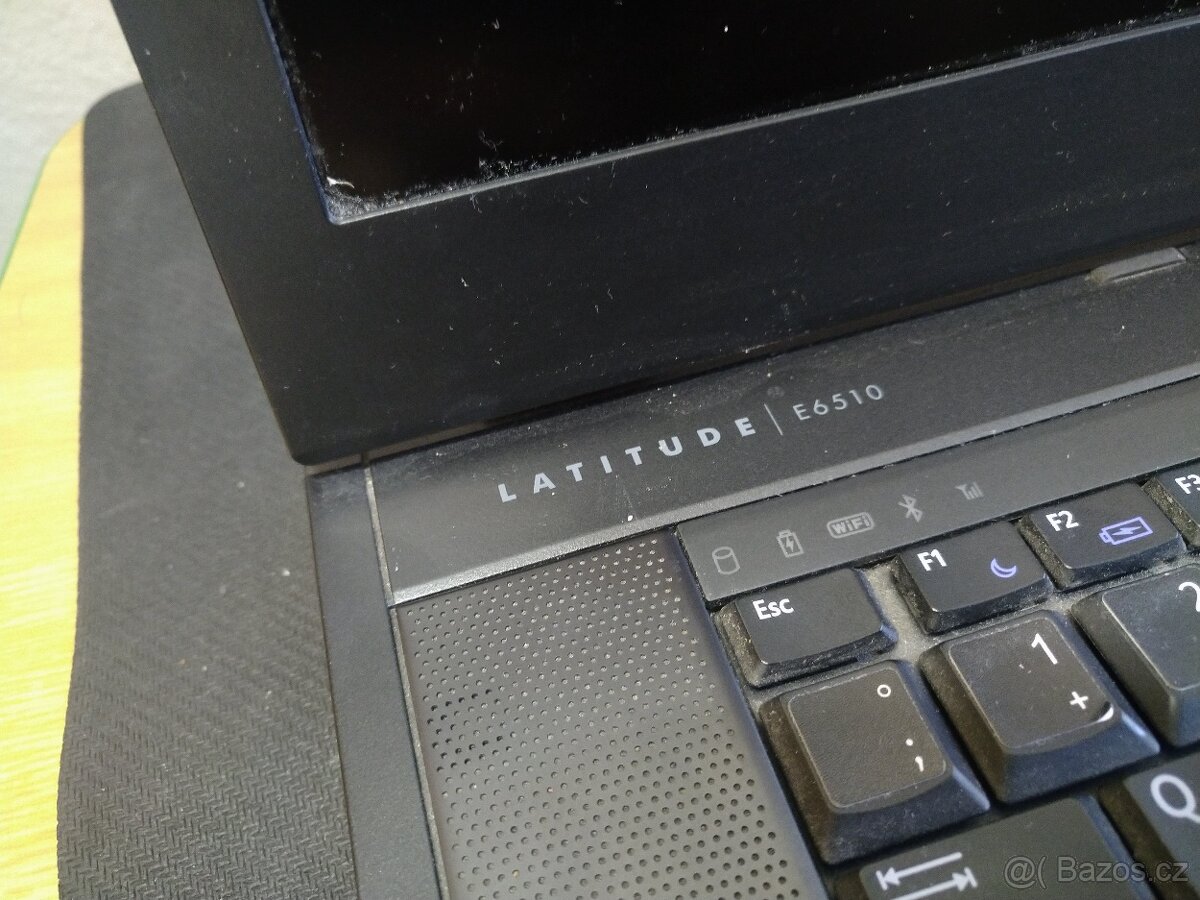 Dell E6510 - 15,4", SSD. 8GB RAM, i5 - 3