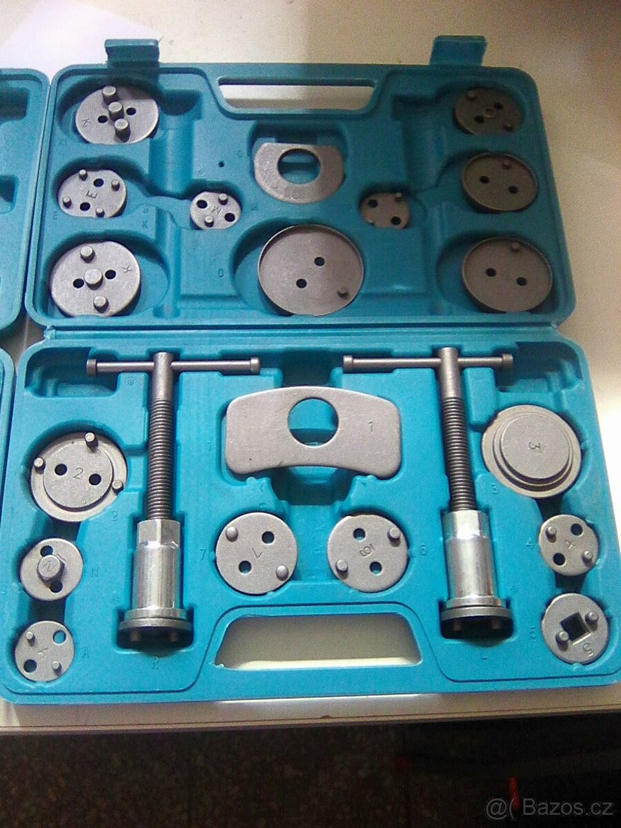 Stlačovák brzdových pístů--Svářečka plastových trubek - 3