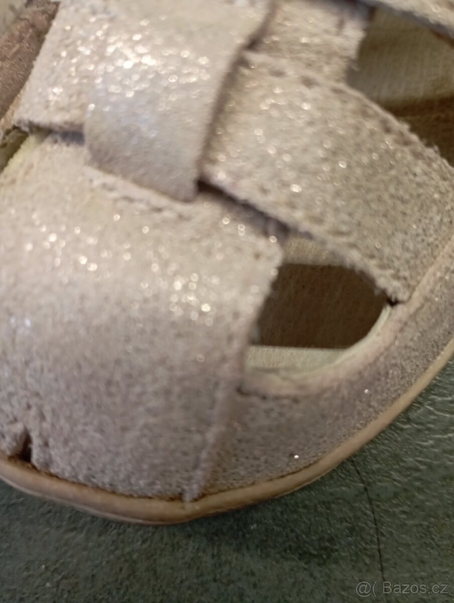 Třpytivé sandálky pro holcičku DD STEP vel. 27 - 3