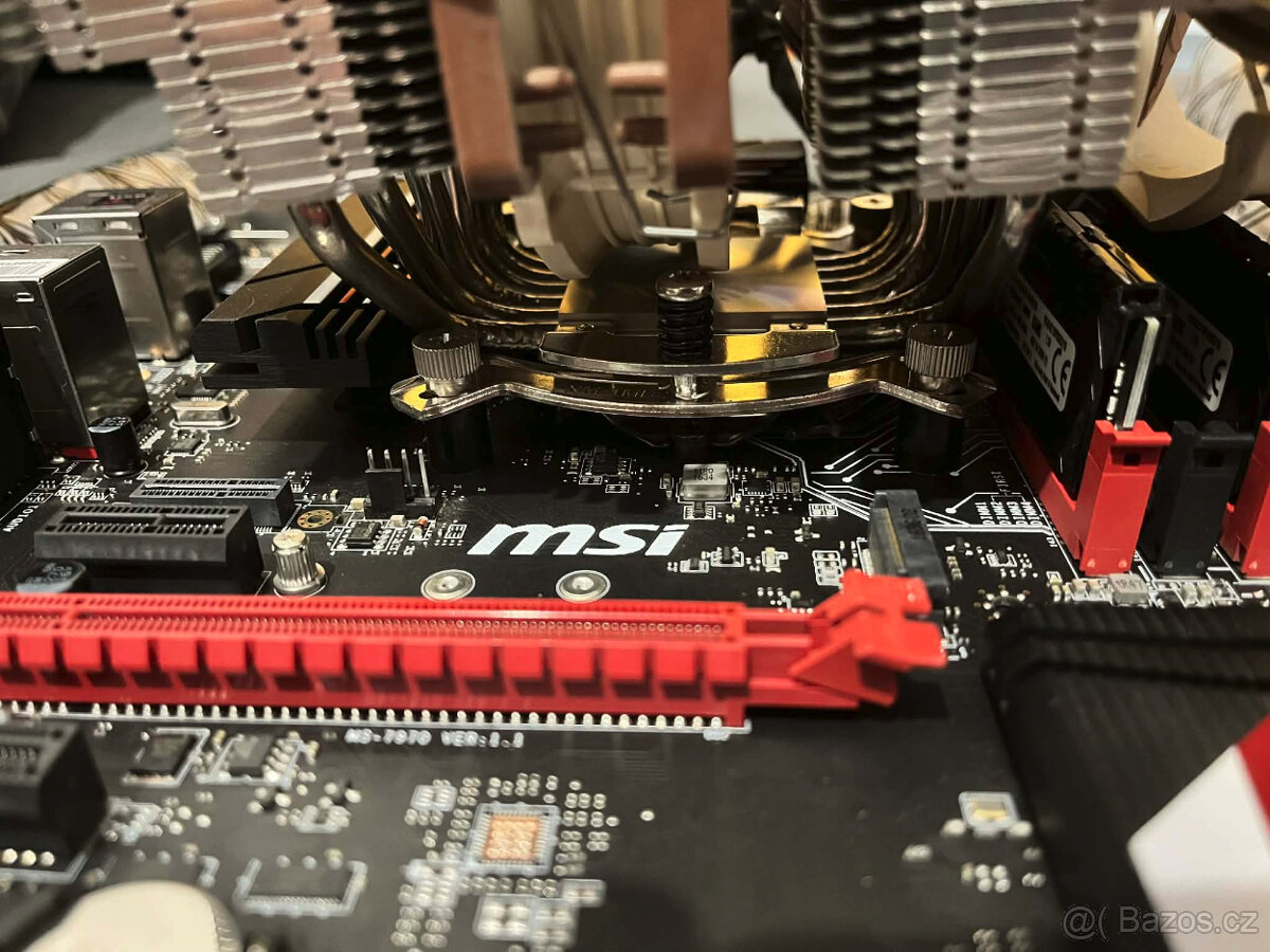 kompletně osazená deska - 3