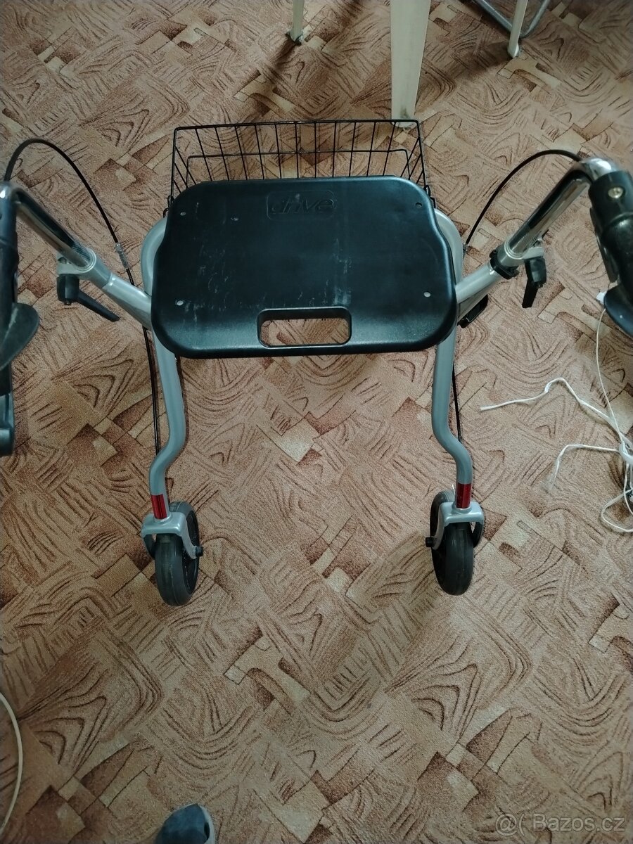 Invalidní choditko - 3