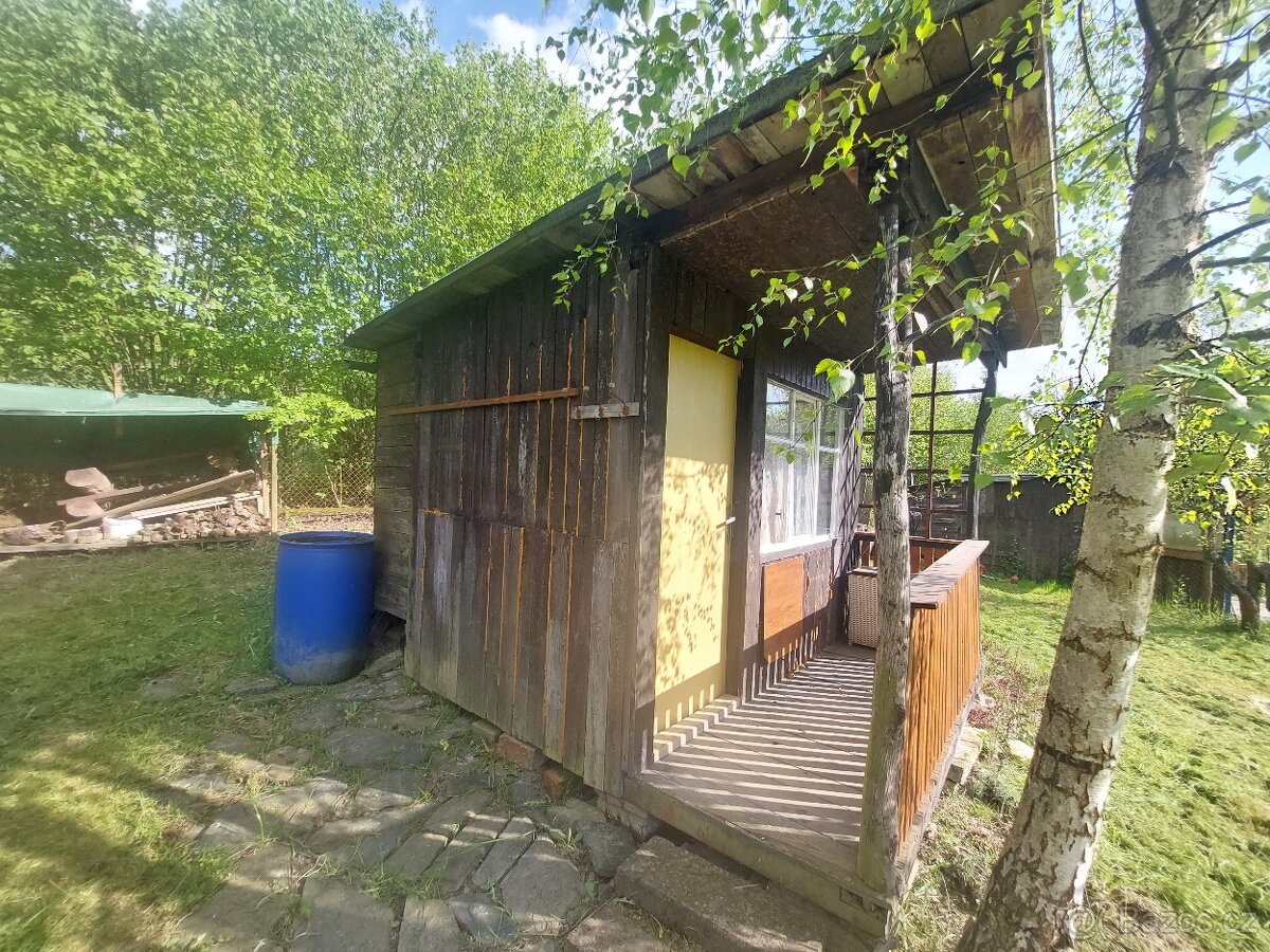 Pronajmu zahradu s chatkou - 3