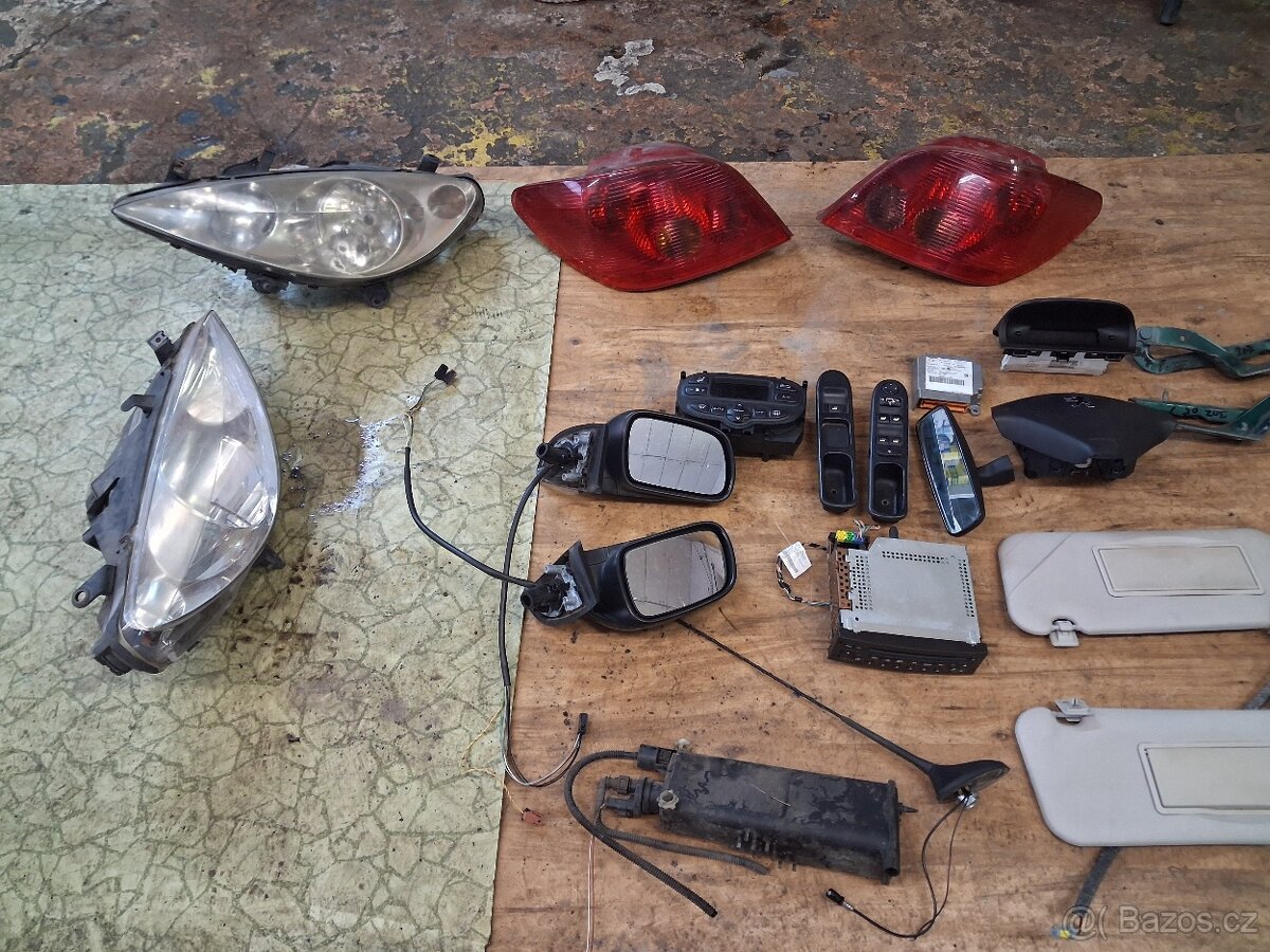 Peugeot 307 rok 2005 veskere dily - 3