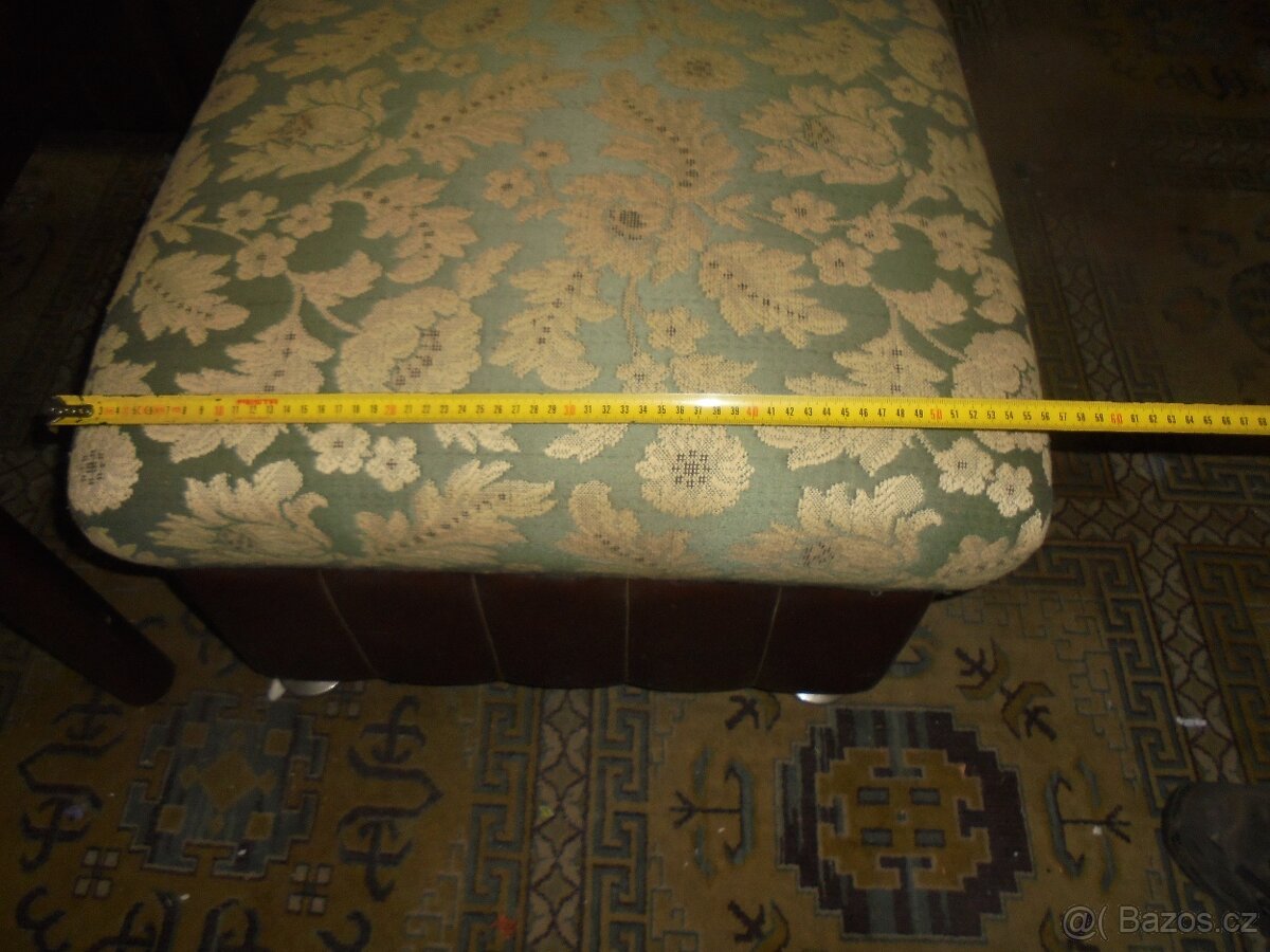 konferenční stolek se sedáky - 3