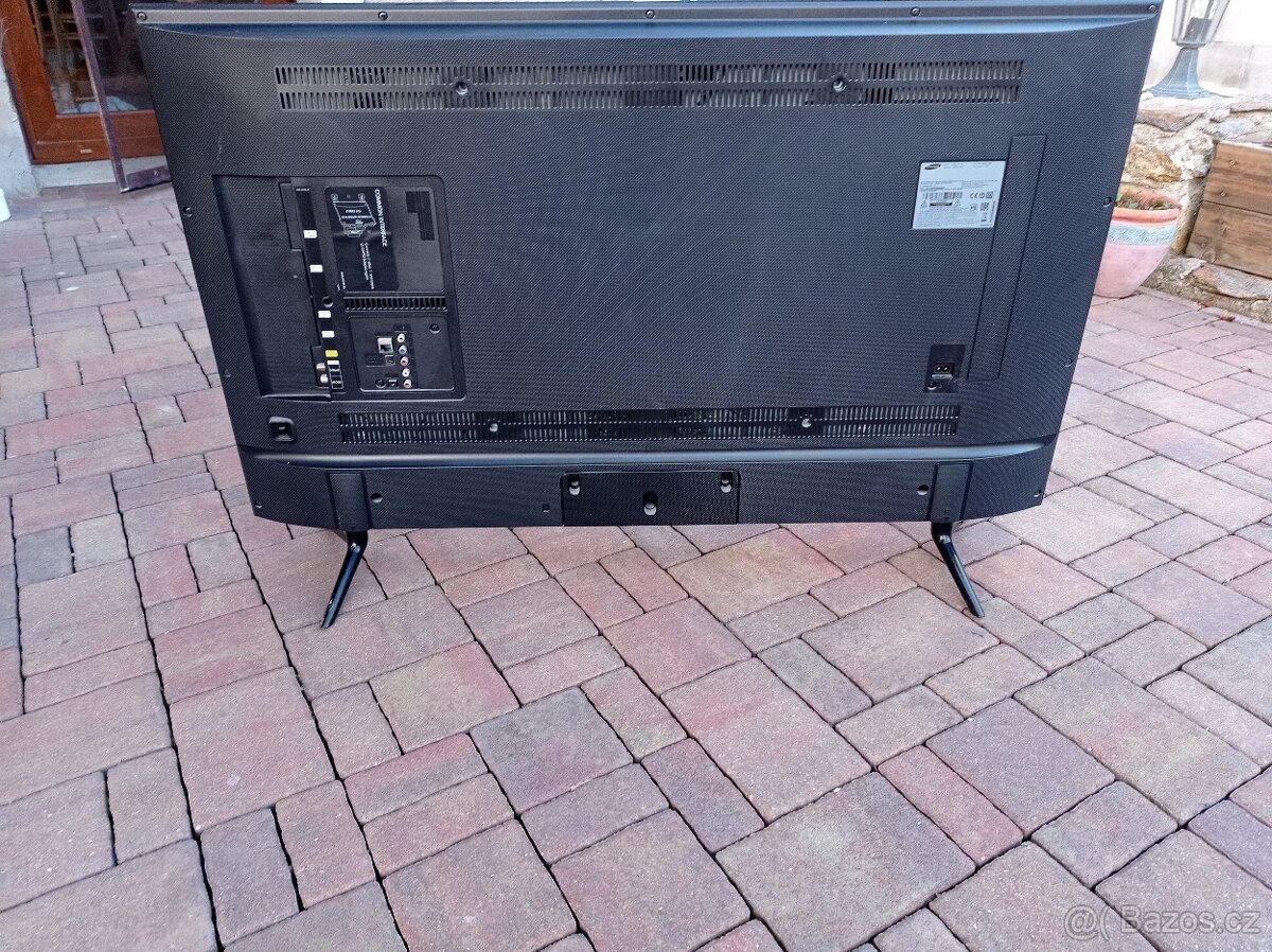 TV Samsung 120cm úhlopříčka - 3