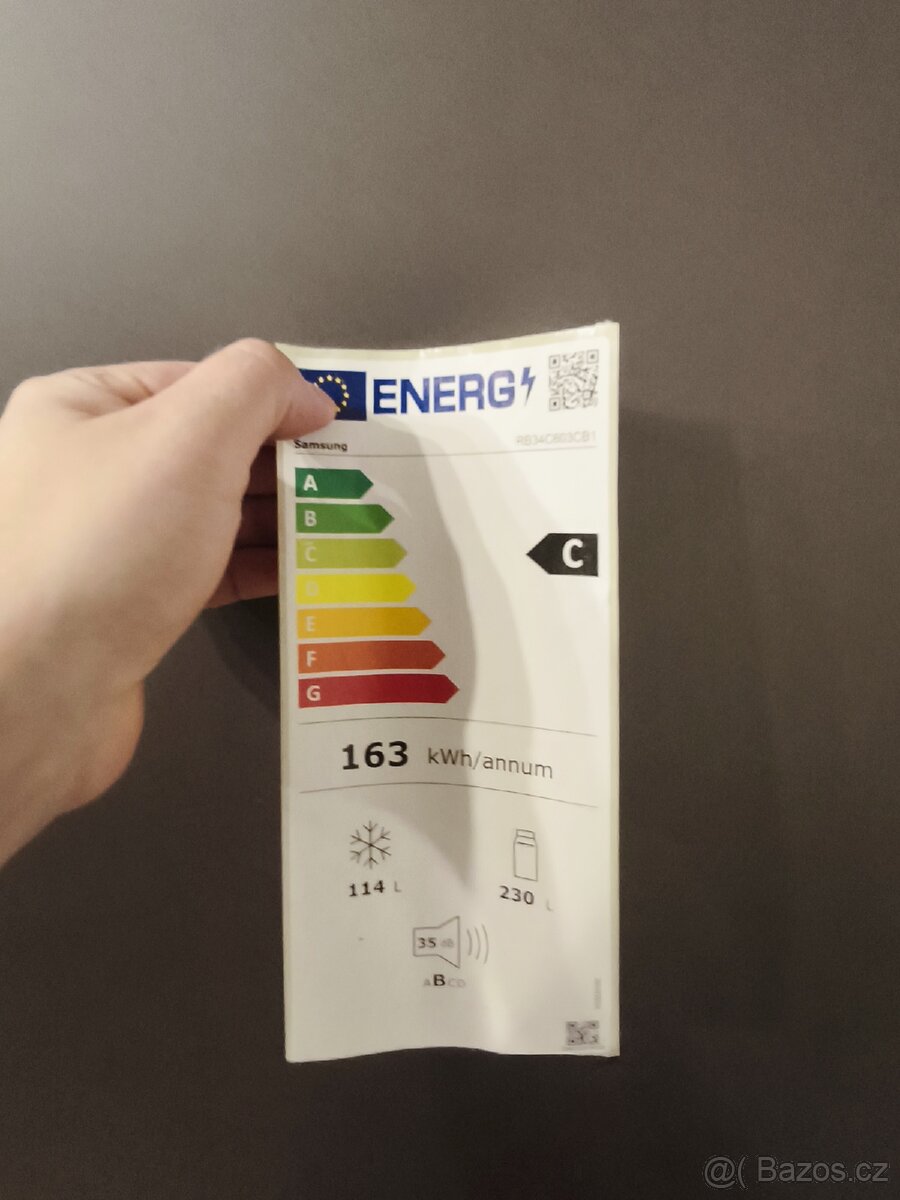 Chladnička s mrazničkou Samsung RB34C603CB1/EF černá - 3