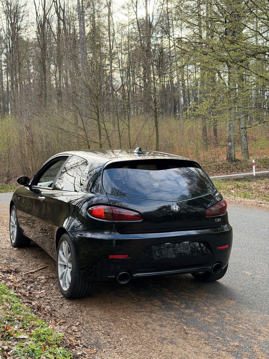 Alfa romeo 147 q2 - 3