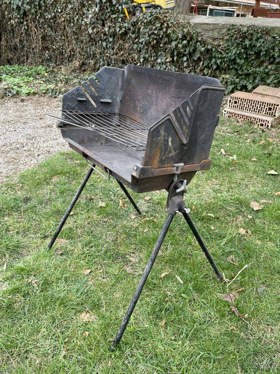 Skládací GRIL - 3