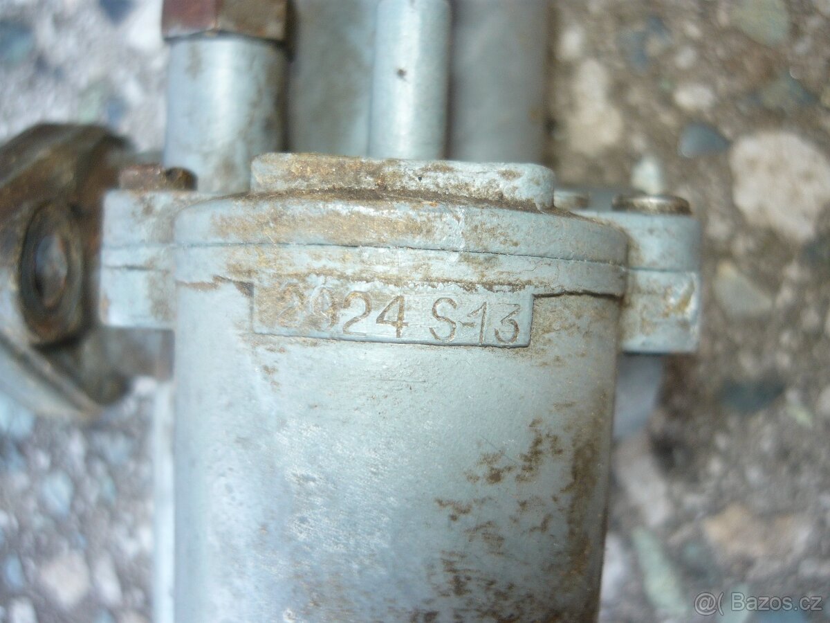 Skútr Čz prase 502-karburátor - 3