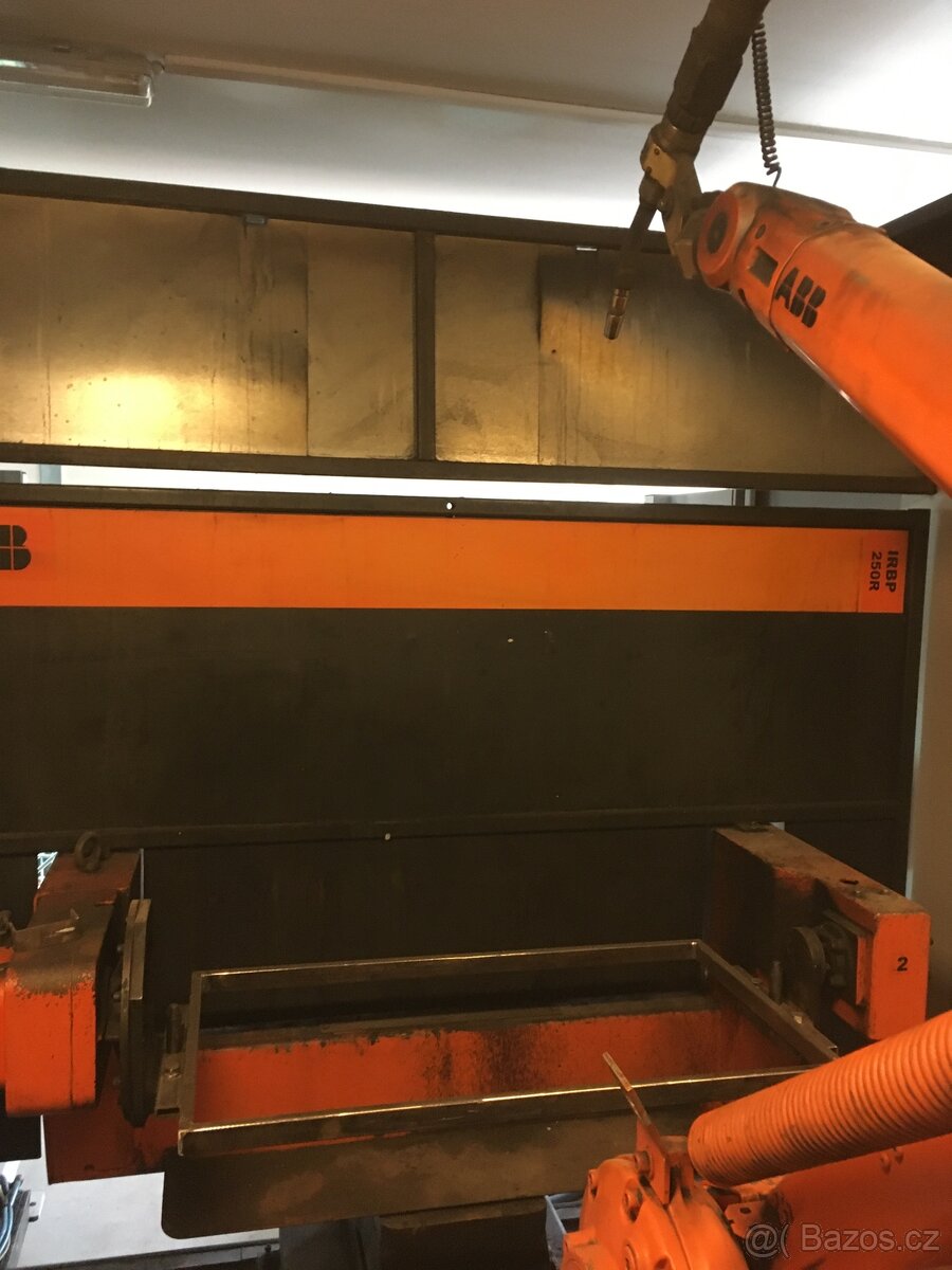 Akční nabídka Svařovací robot ABB - 3