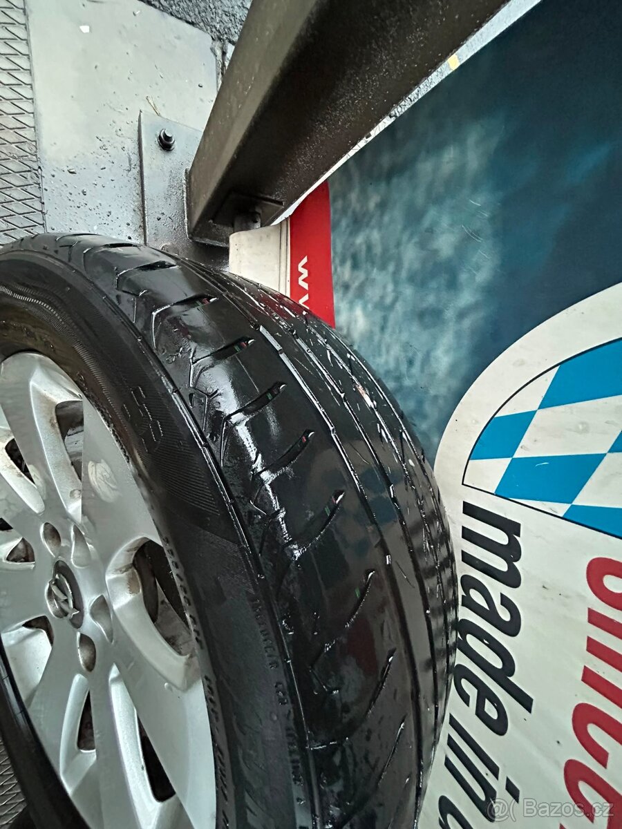 Kola Opel Insignila 2014 - 3