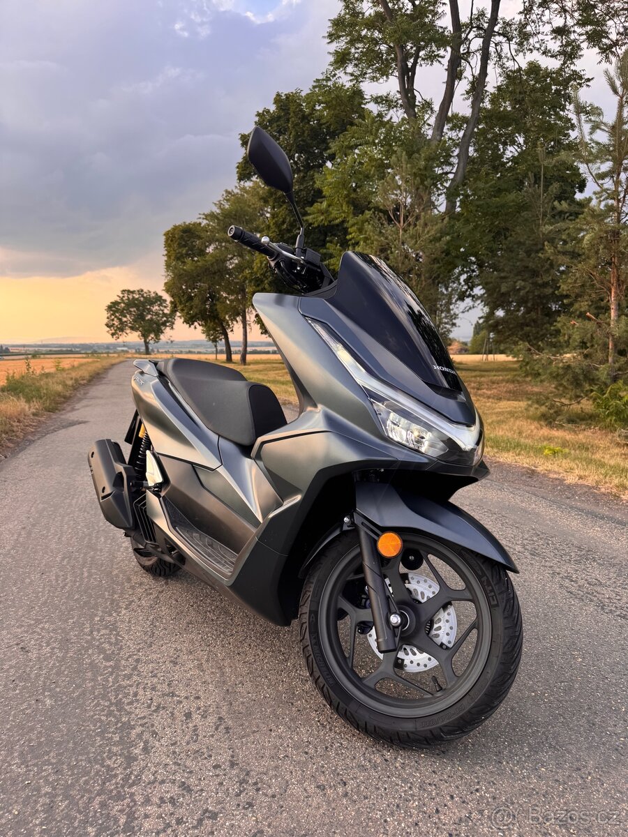 Skútr Honda pcx 125 - 3