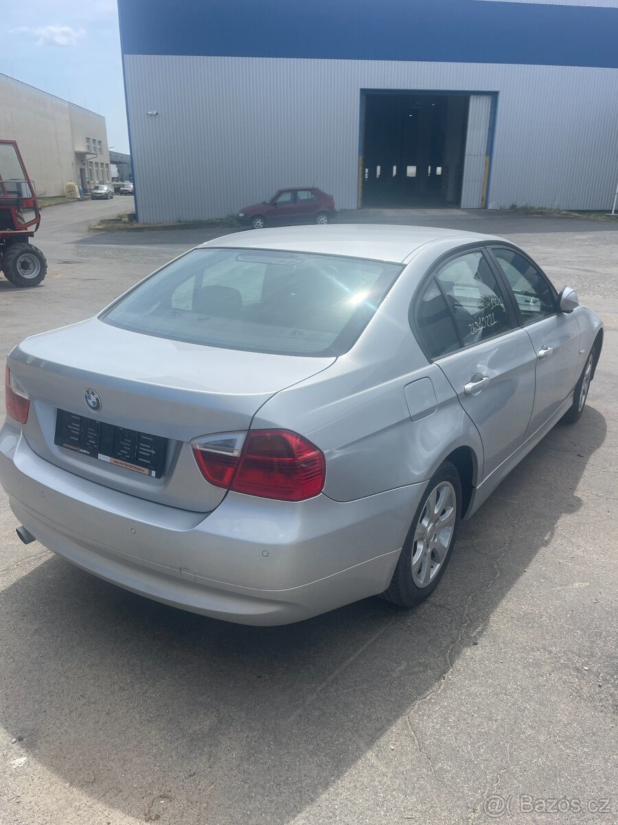 BMW E90 320i 95Kw NÁHRADNÍ DÍLY - 3