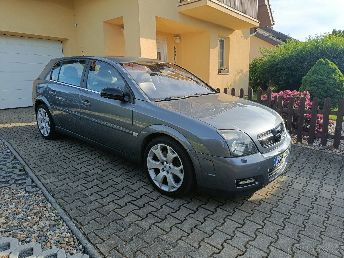 Opel Signum 3.2 V6 - 3