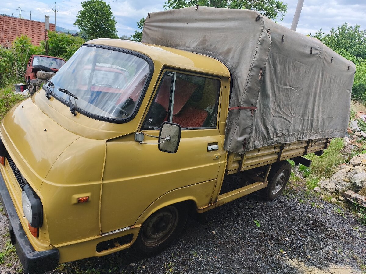 Škoda 1203 (TAZ 1500) valník - 3
