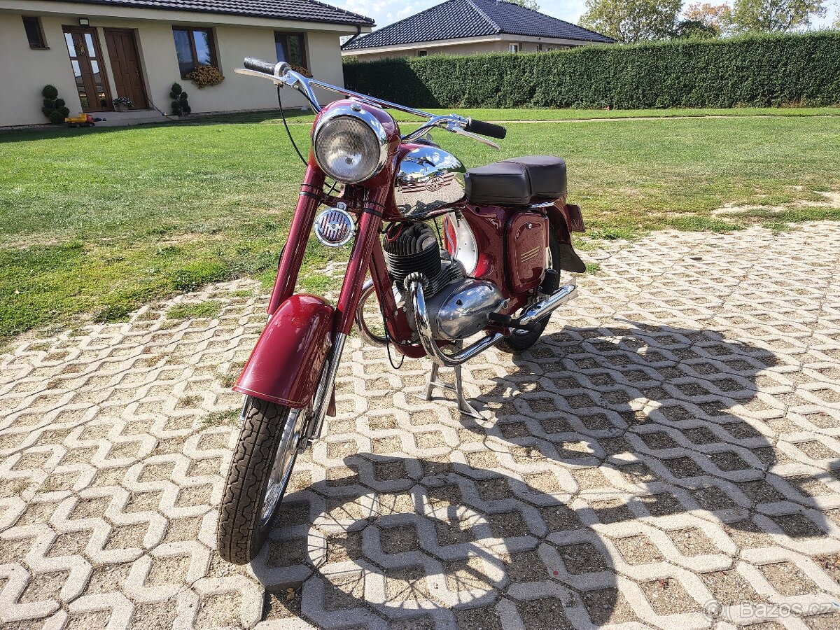 Jawa 250 353 kývačka - 3