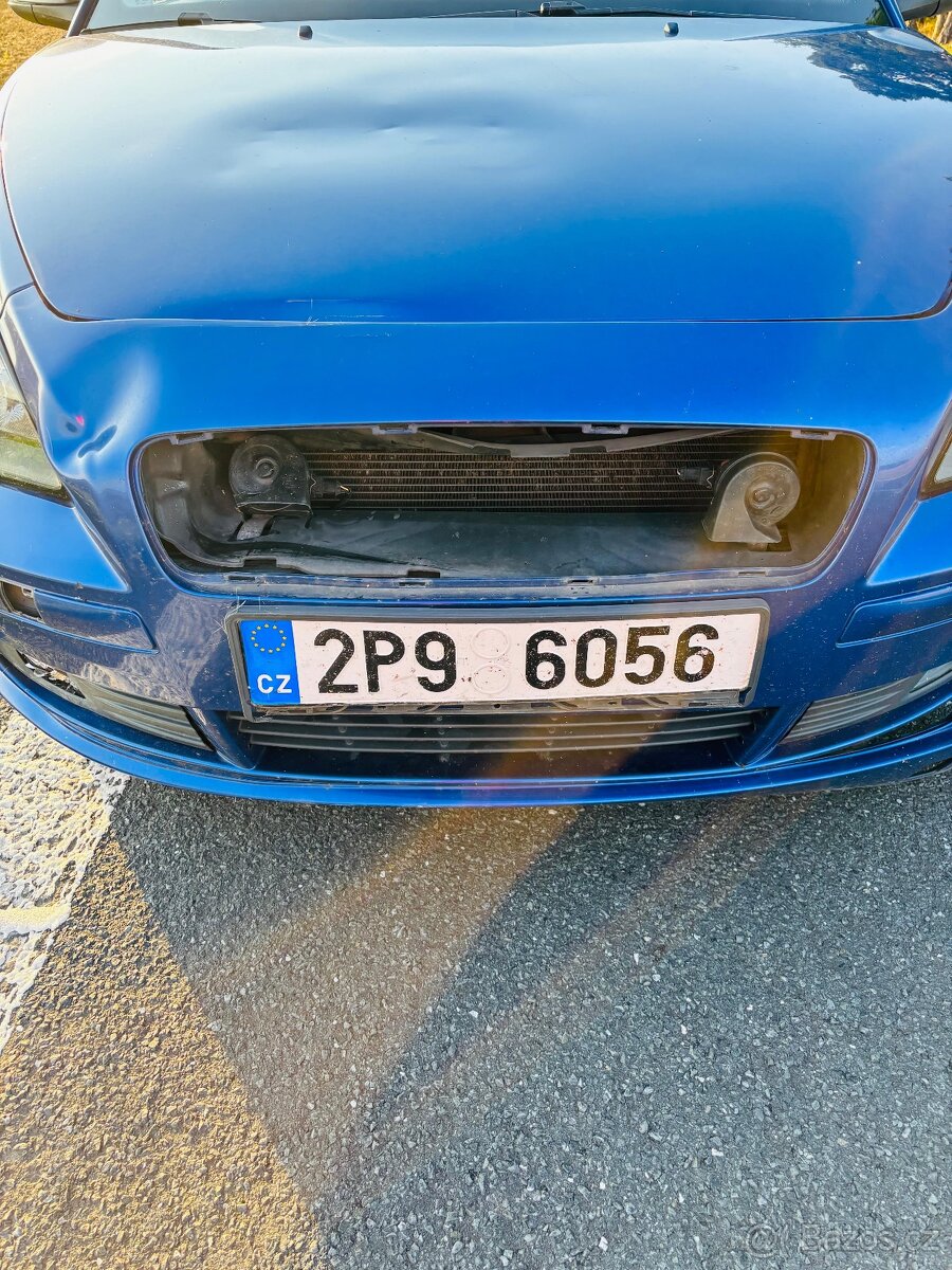 Prodám Volvo V50 sport po nehodě - 3
