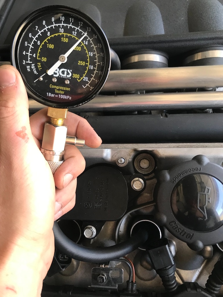 Motor S54B32 M3 E46 - servisovaný (stále v autě) - 3