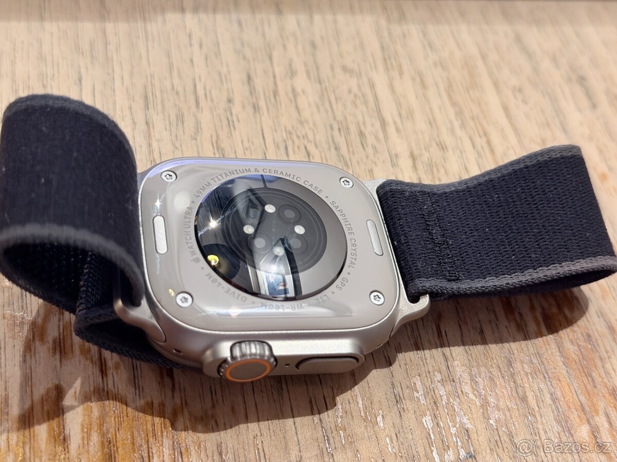Apple Watch Ultra 2 - 3