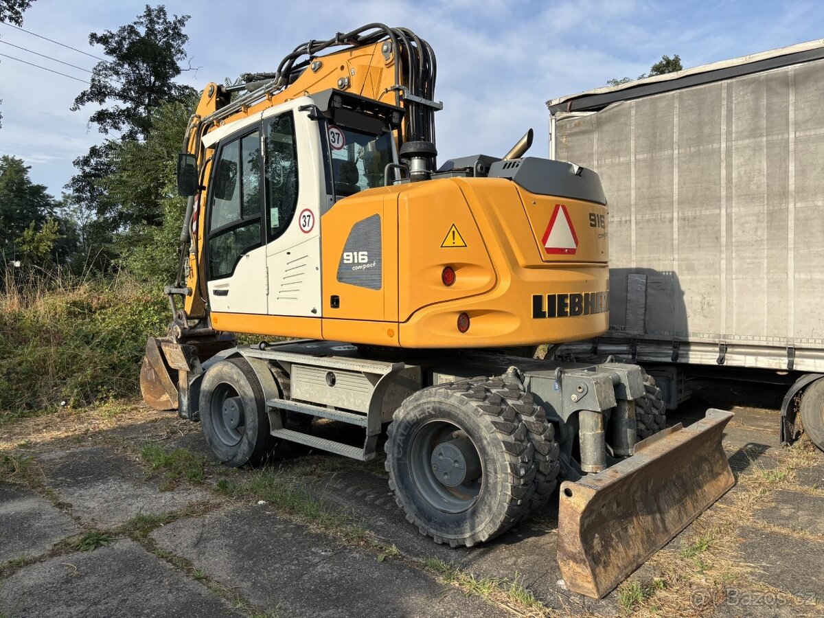 Liebherr A 916 kolové rýpadlo - 3