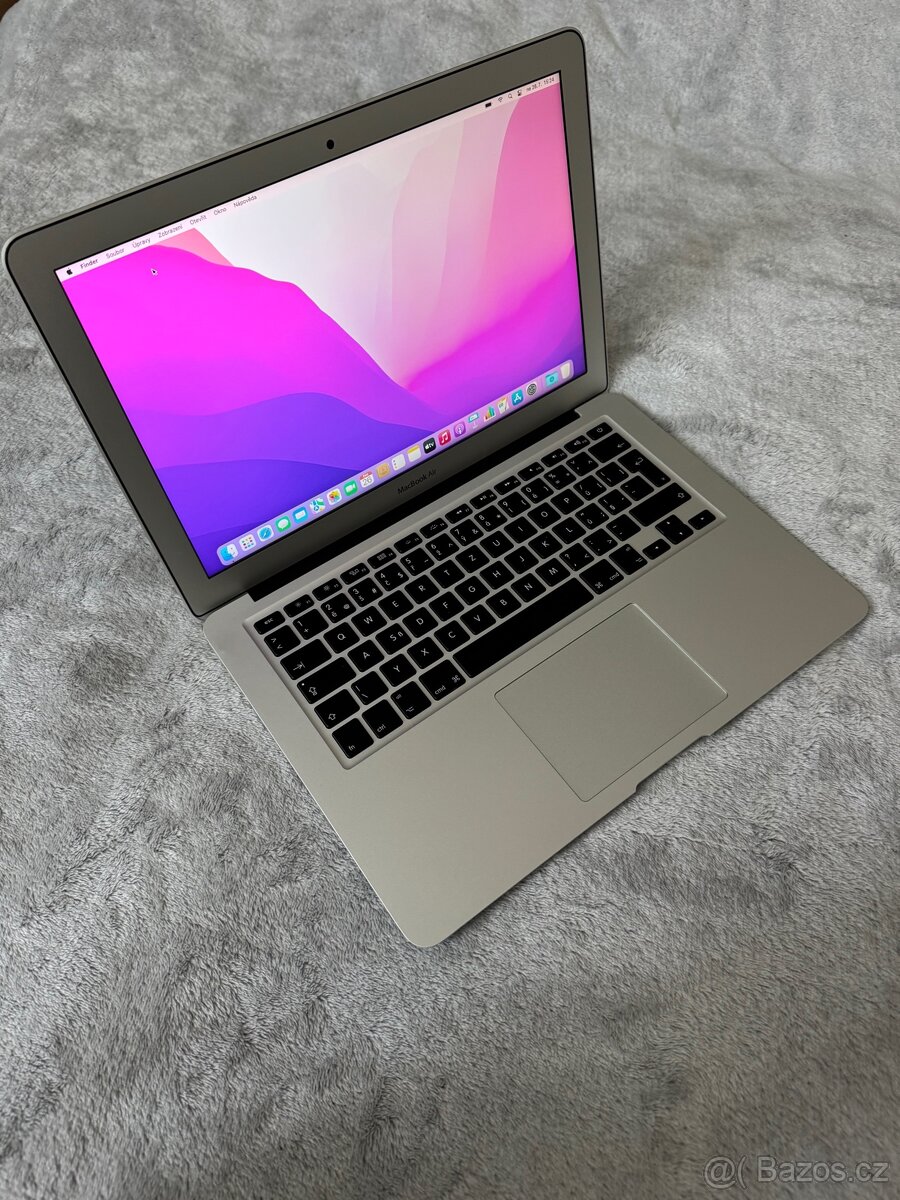 MacBook Air (13-inch, Early 2015) - 3