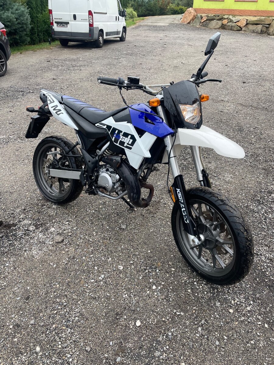 Sm 50