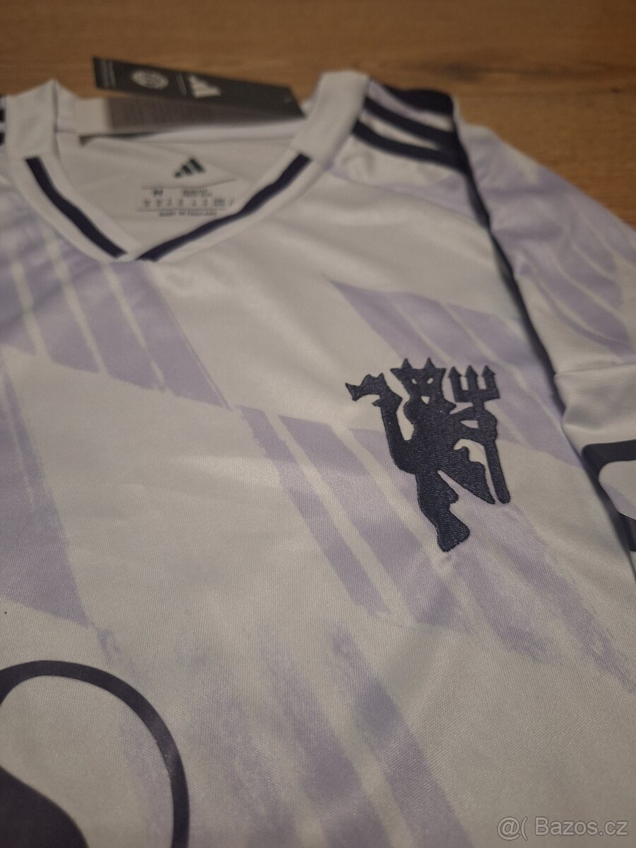 Fotbalový dres Manchester United Mbeumo - 3