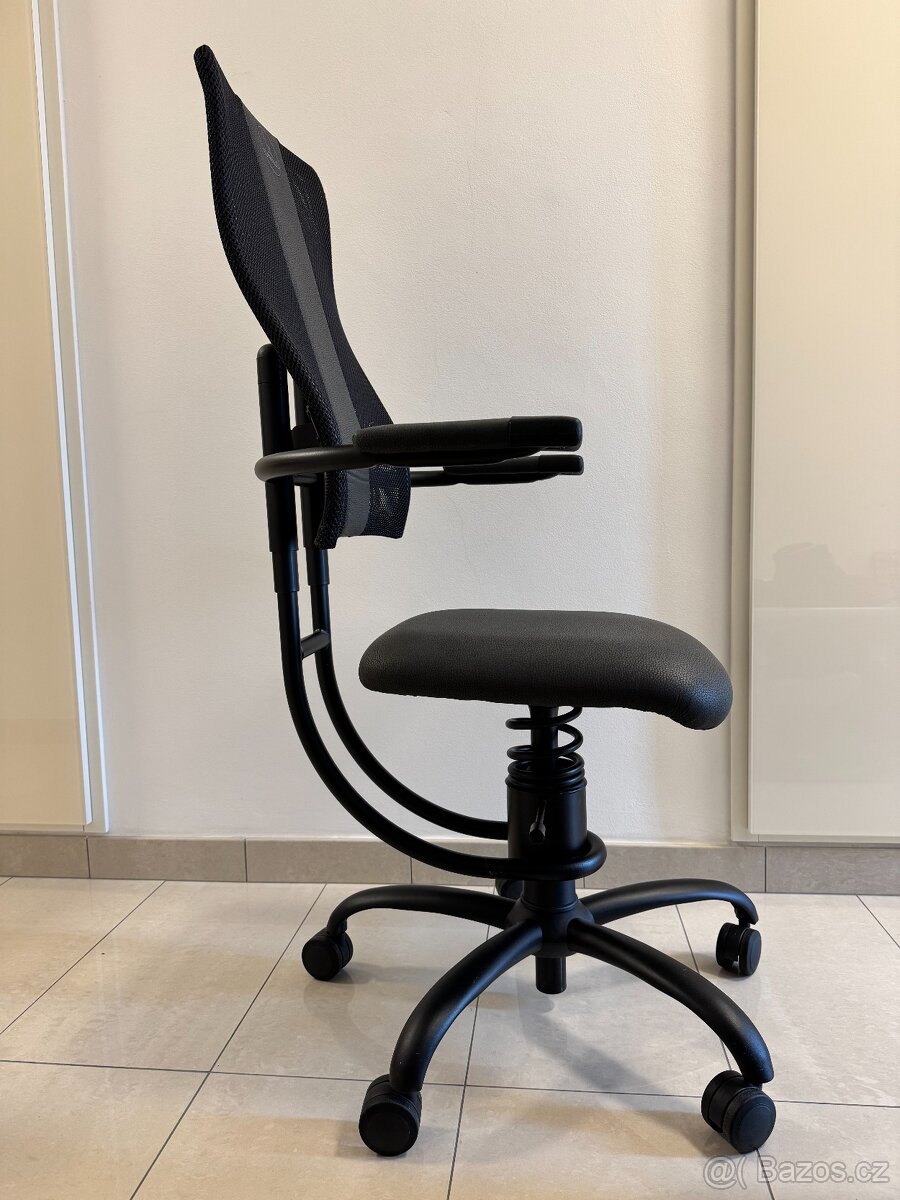 Kancelářská židle Spinalis Hacker - 3