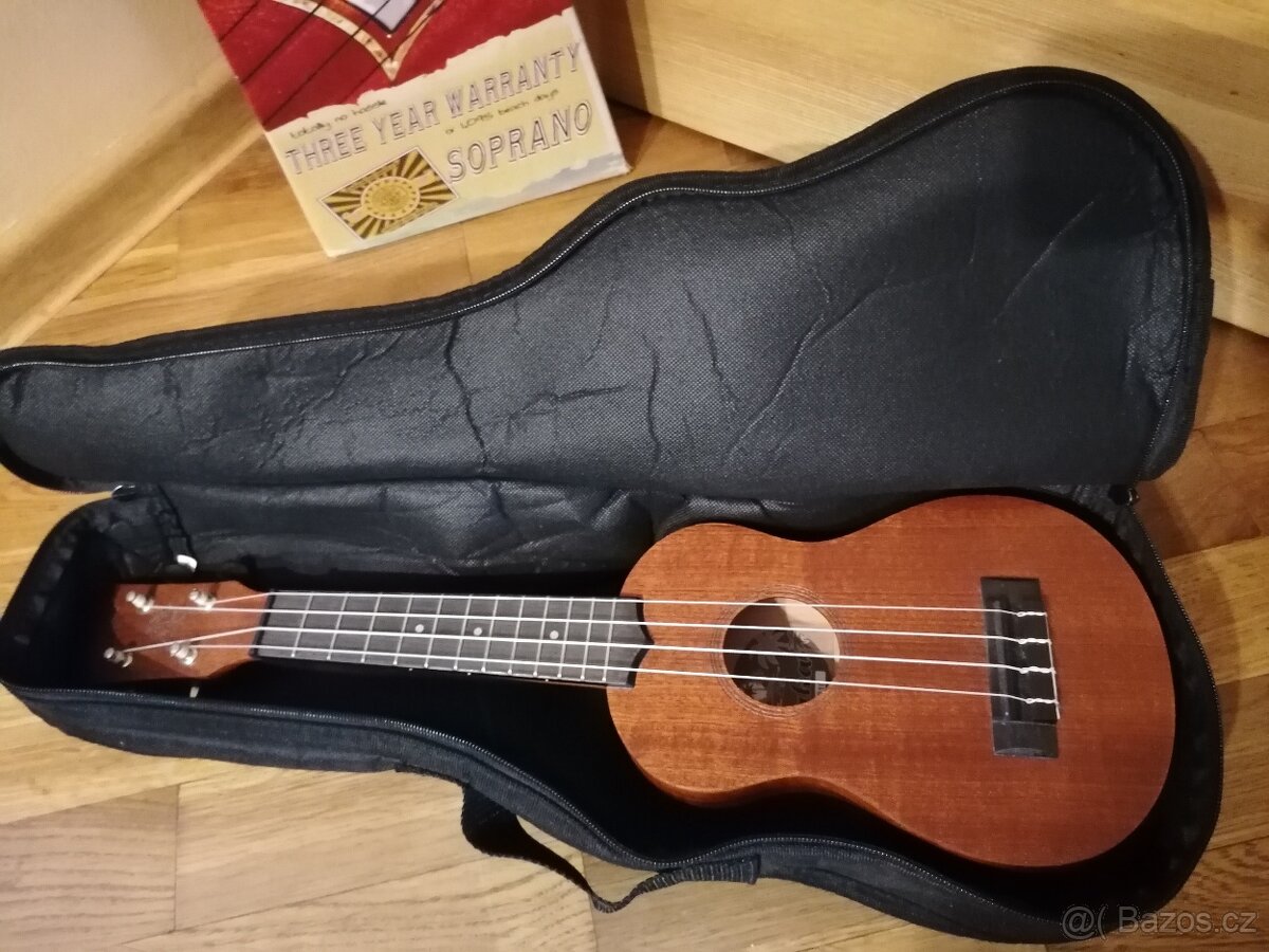Sopránové ukulele Laka VUS10 + polstrovaný obal - 3