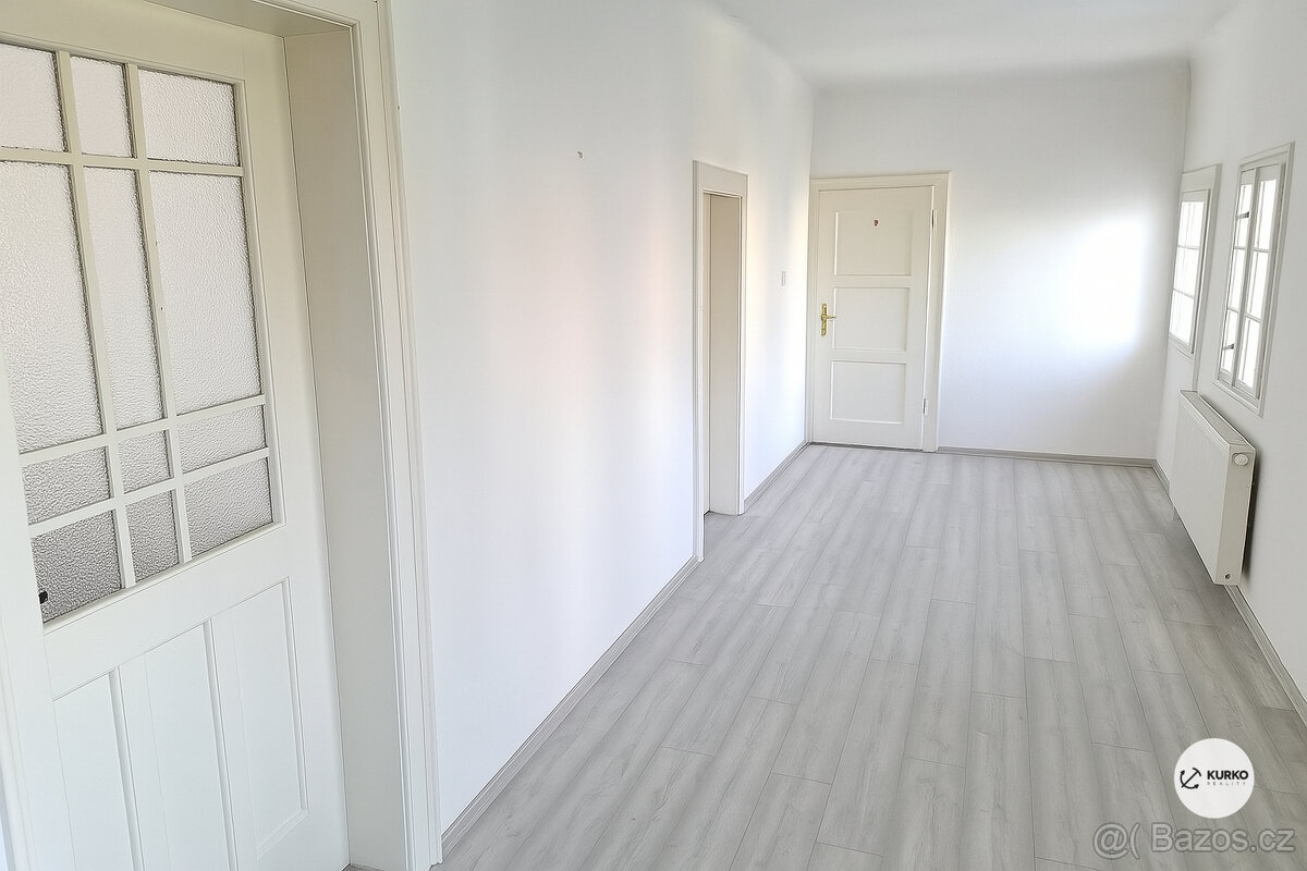 Pronájem komerčního prostoru na ul. Na Poříčí, Frýdek - 3