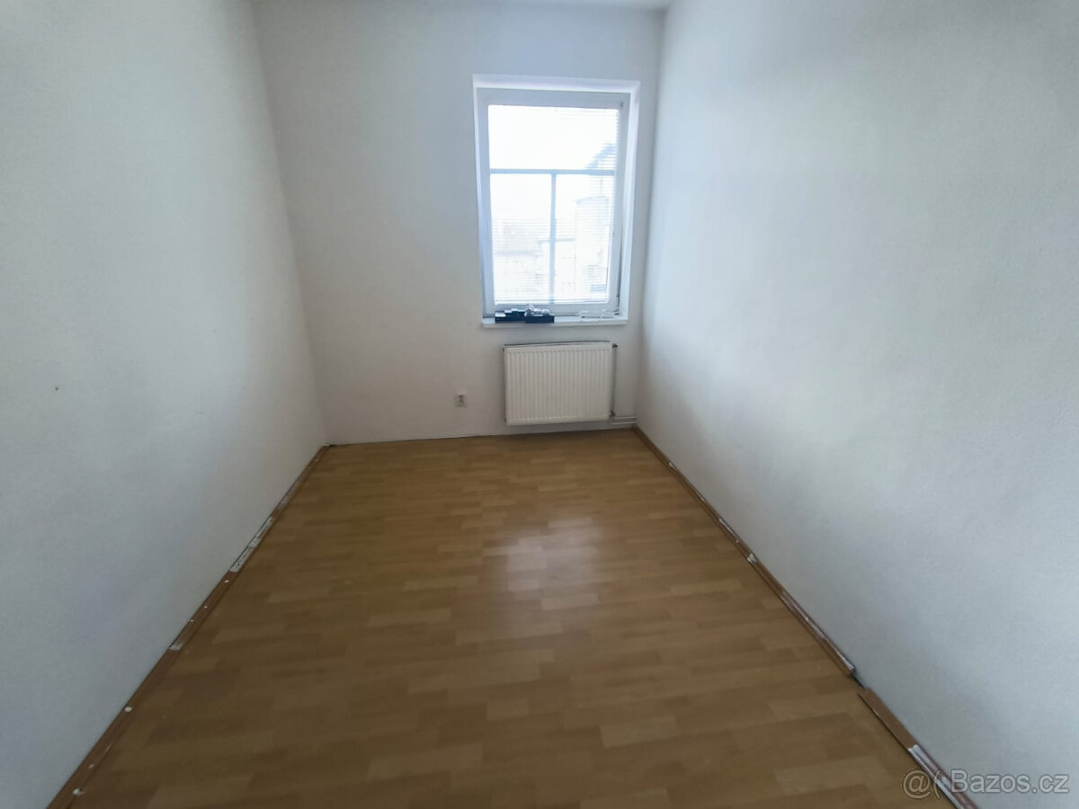 Pronájem bytu 4+1 95m2 zahrada-Ústí nad Labem-Střekov - 3