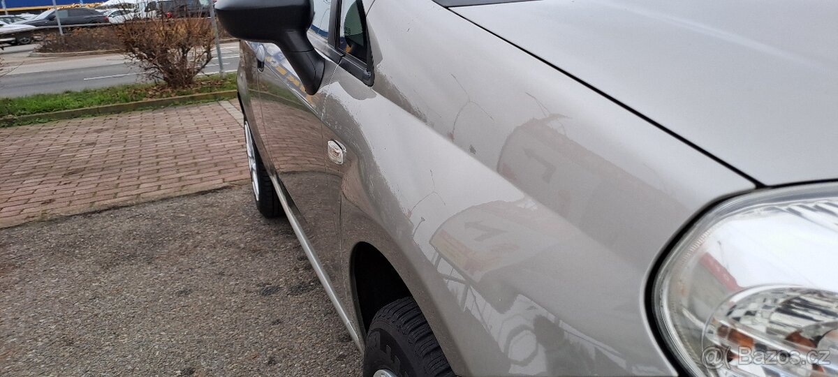Fiat Grande Punto 1.2 najeto 78 000 km 1 maj. koupeno v ČR - 3