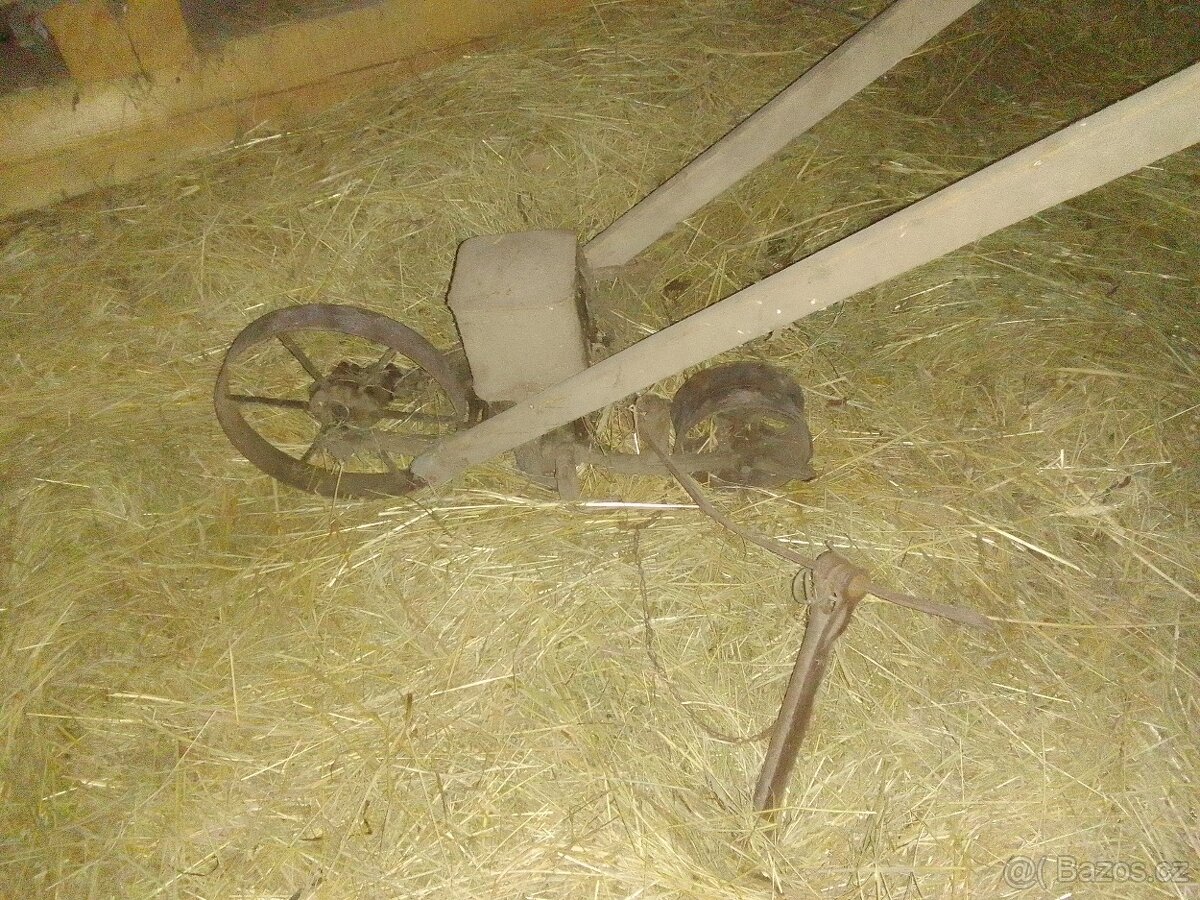 Secí stroj na mák - 3