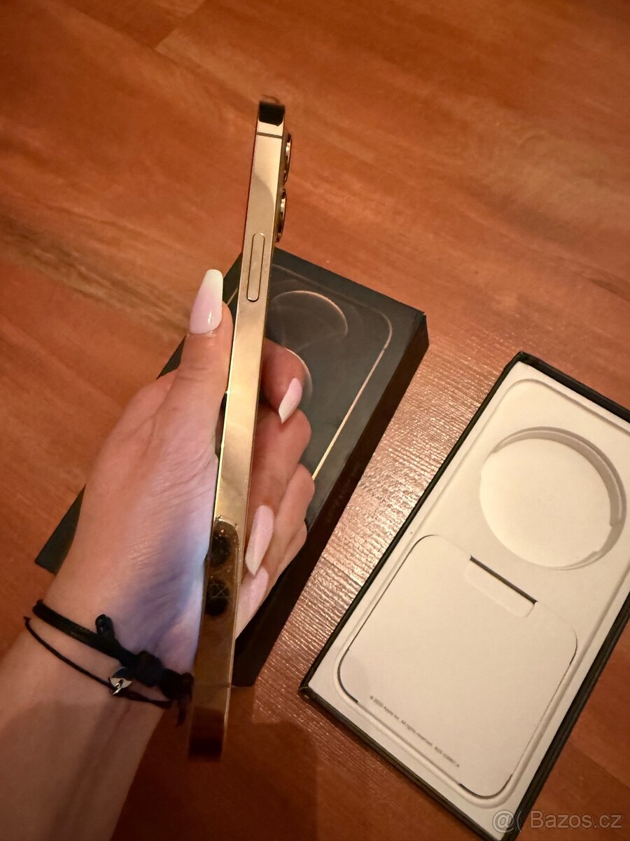 iPhone 12 ProMax - 3