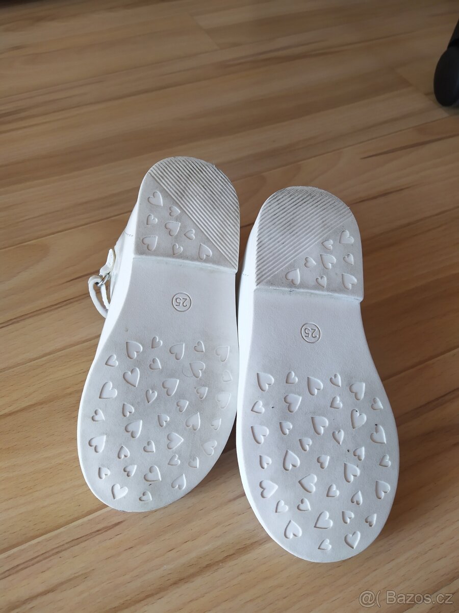 Lakované dívčí boty v.25 - 3