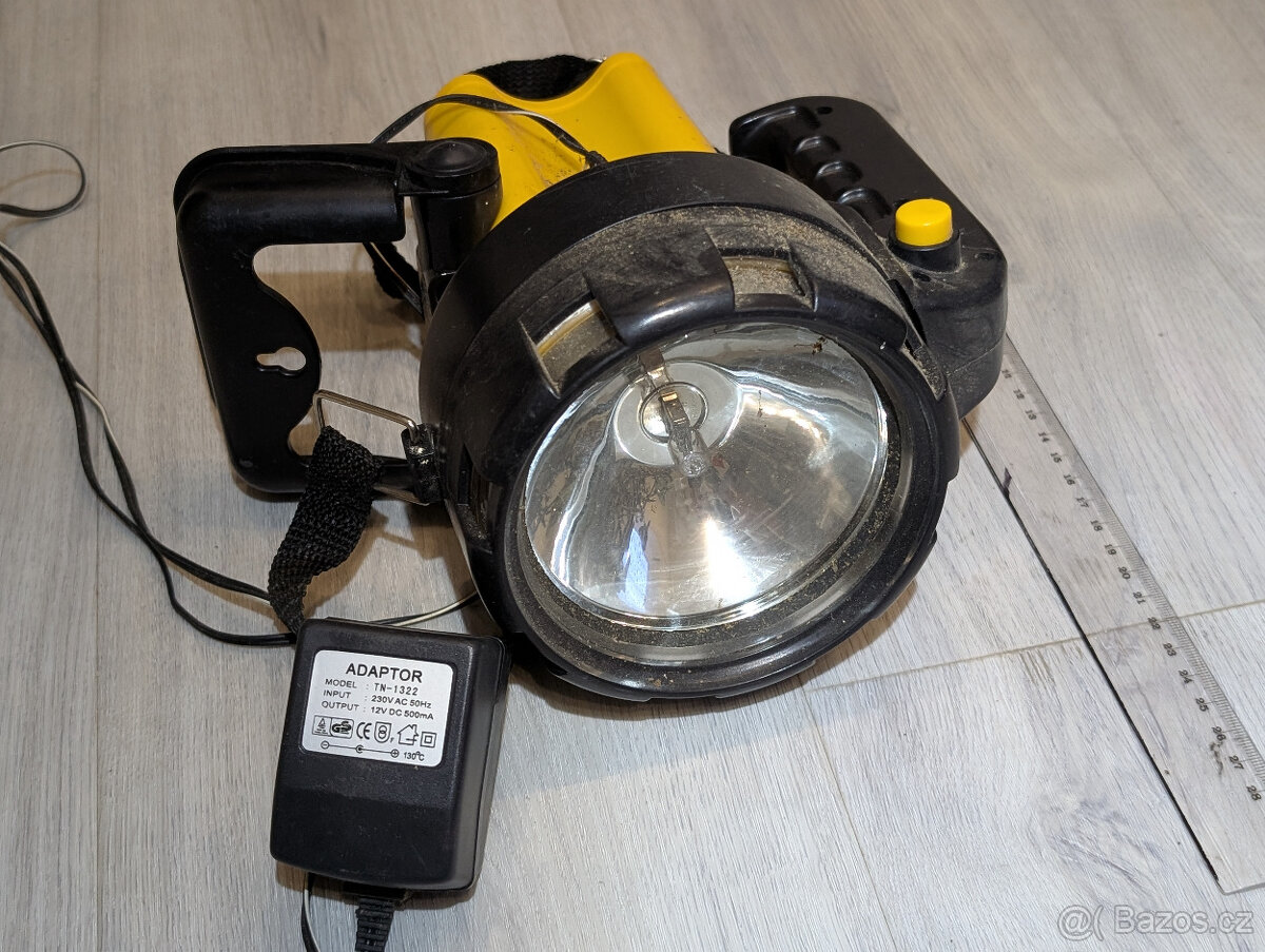 Svítilna ruční s adaptérem - 3