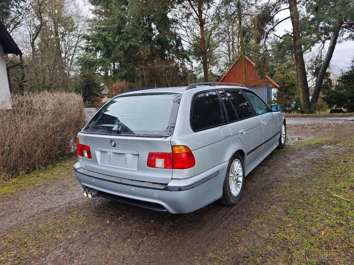 Bmw E39 525i manuál - 3