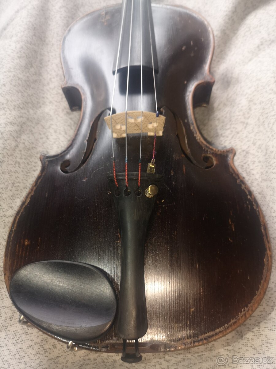 nabízím stoleté černé housle po renovaci - ČTĚTE - 3