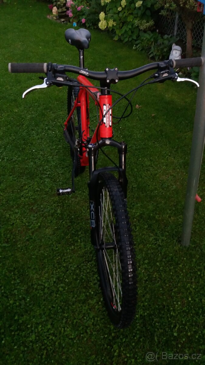 Horské kolo GT AVELANCHE 2.0 hydraulic. Disk můžu POSLAT s l - 3