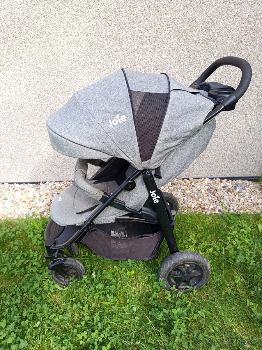Sportovní kočárek Joie - 3