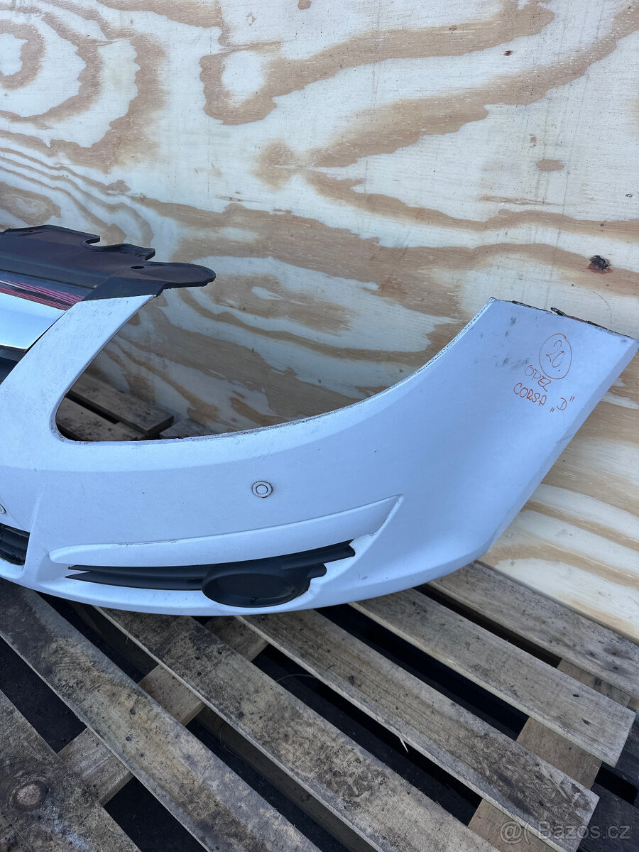 PRODÁM ZADNÍ NÁRAZNÍK OPEL CORSA D - 3