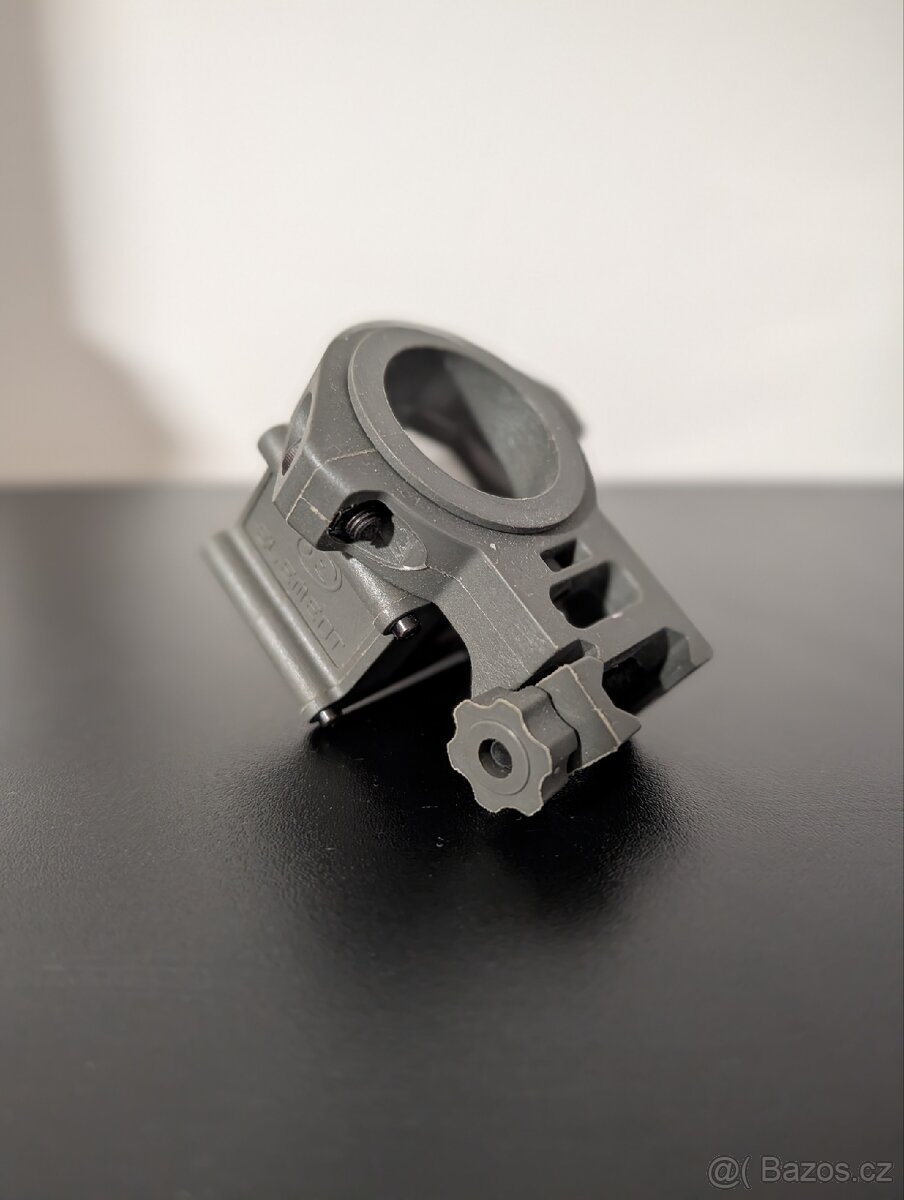 Taktický úhlový zaměřovač Element s otočením o 360 - 3