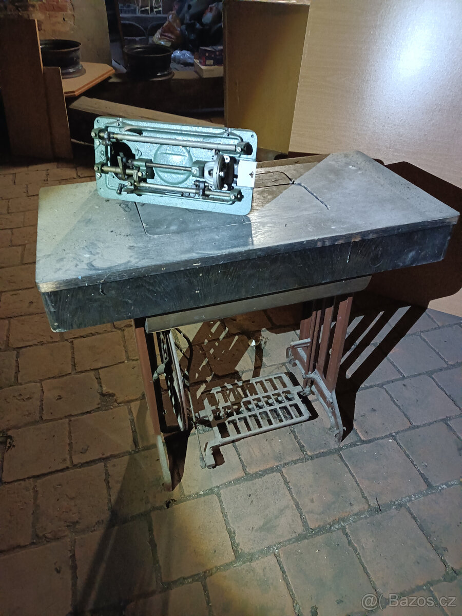 Šicí stroj Minerva - 3
